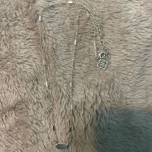 Kendra Scott necklace